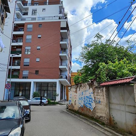 Enes Apartment Tirane المظهر الخارجي الصورة