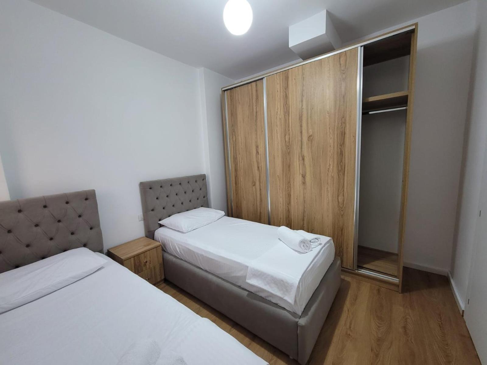Enes Apartment Tirane المظهر الخارجي الصورة